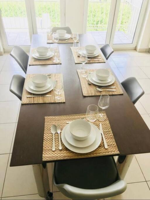 Apartment Comfortable 2 Bedrooms Near Train Station Luxembourg